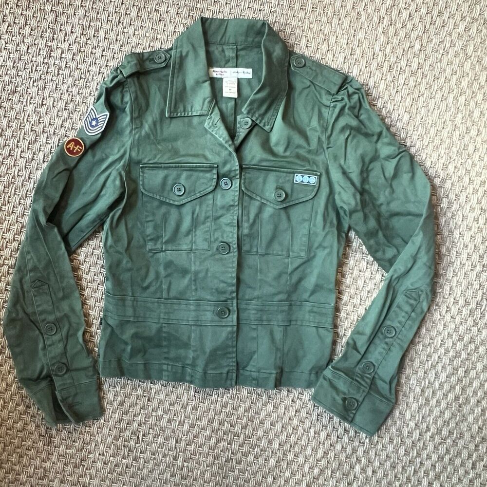 Abercrombie & Fitch Army Green Utility Jacket Patch Pockets Arm Patches Sz M